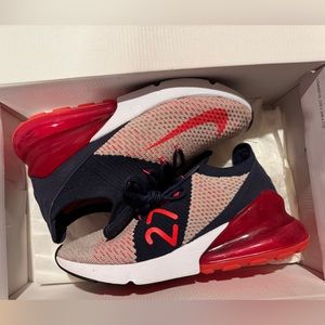 Women’s Nike Air Max 270 Flyknit “Independence Day” Sneakers Size 6.5